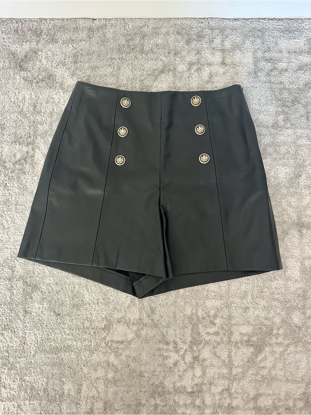 New with Tags Zara High-Waist Black Faux Leather Shorts - size medium